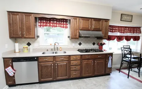 55 Hillcrest Drive Lexington TN 38351