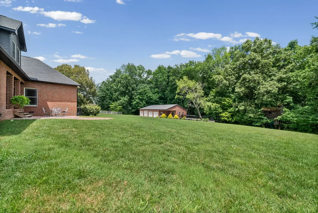 635 Mobley Road Clarksville TN 37043