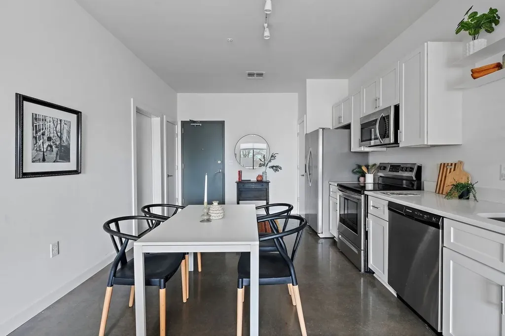 1900 12th Ave, S Nashville TN 37203