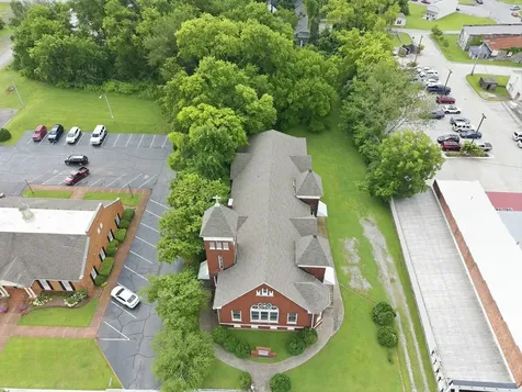 126 N Main Street Mount Pleasant TN 38474