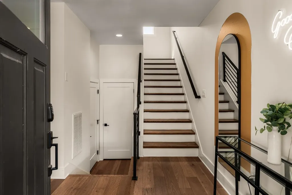 215 Taylor Street Nashville TN 37208