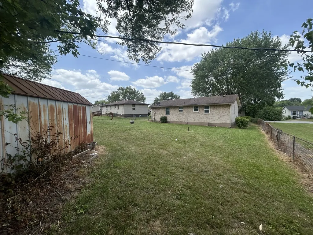 808 Goldcrest Drive Springfield TN 37172