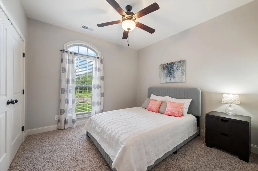 831 Manner Lane Lebanon TN 37087
