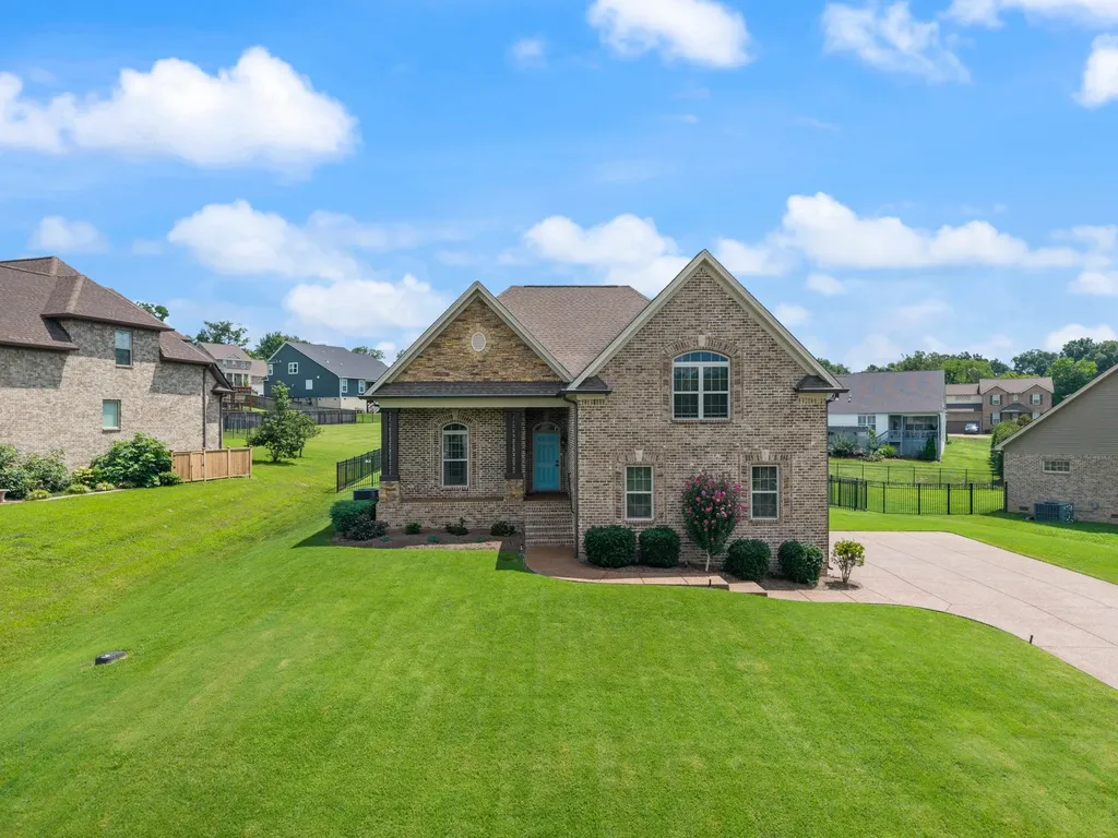 831 Manner Lane Lebanon TN 37087