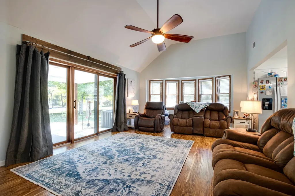 715 S Cannon Boulevard Shelbyville TN 37160