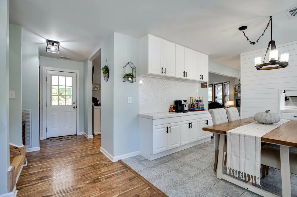 715 S Cannon Boulevard Shelbyville TN 37160