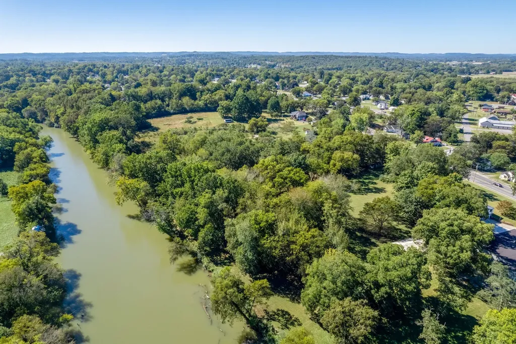 715 S Cannon Boulevard Shelbyville TN 37160
