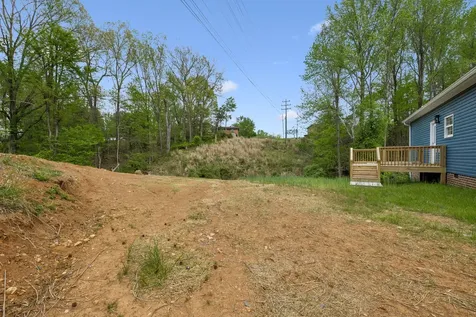 613 Hill Road Clarksville TN 37040