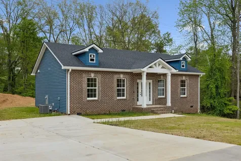 613 Hill Road Clarksville TN 37040