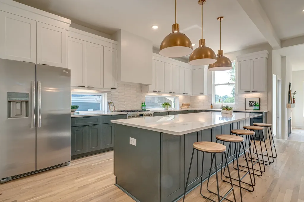 303B Riverside Drive Nashville TN 37206