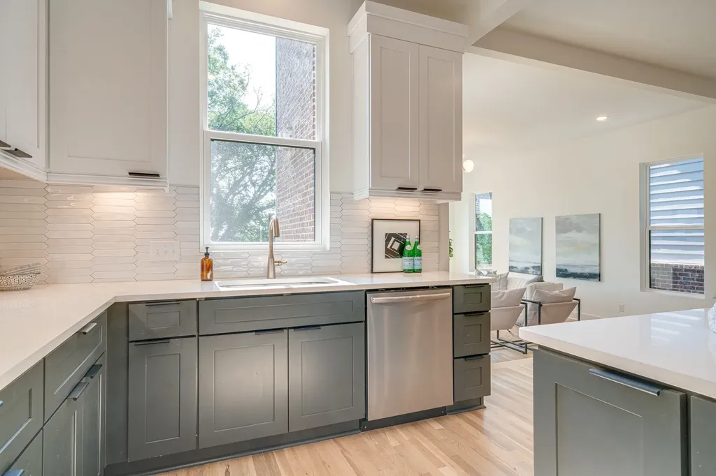 303B Riverside Drive Nashville TN 37206