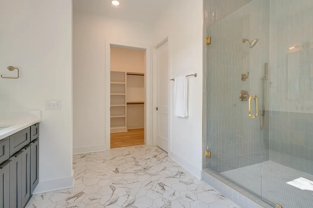 303B Riverside Drive Nashville TN 37206