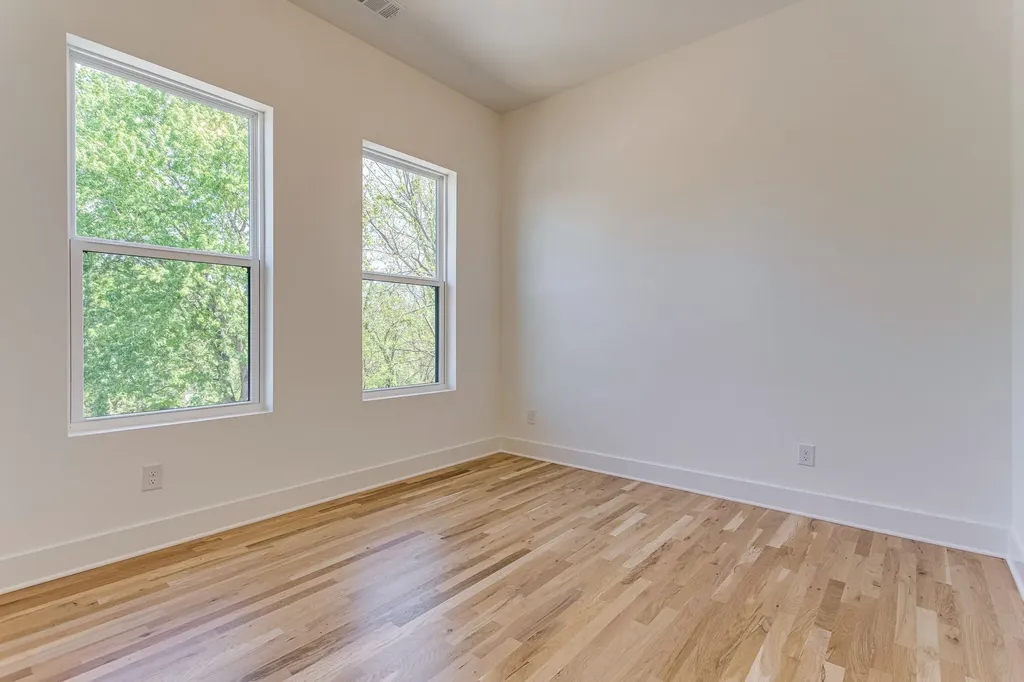 303B Riverside Drive Nashville TN 37206