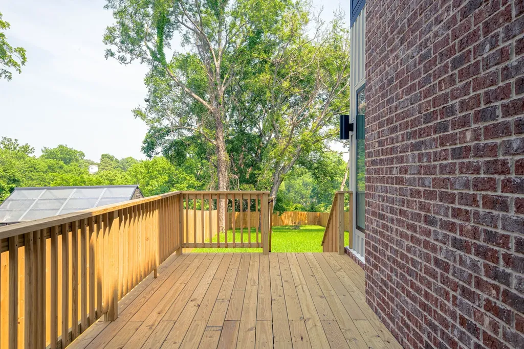 303B Riverside Drive Nashville TN 37206