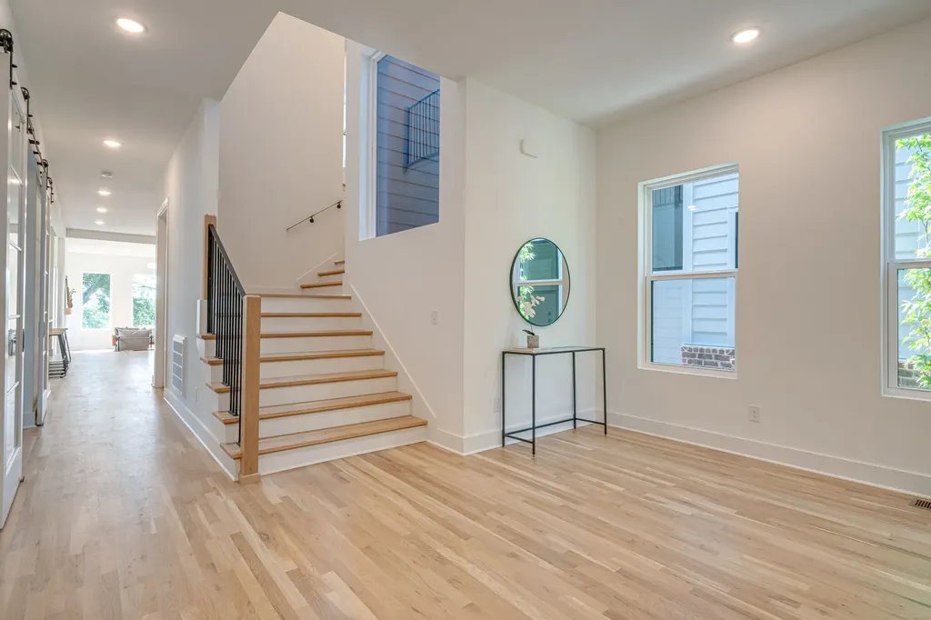 303B Riverside Drive Nashville TN 37206