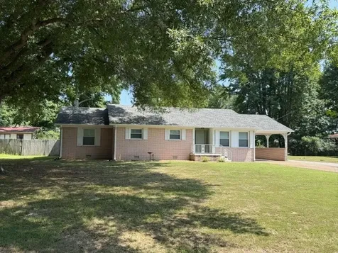 504 Franklin Drive Paris TN 38242