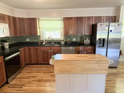 504 Franklin Drive Paris TN 38242