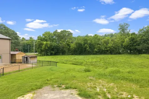 175 Natchez Trace Drive Lexington TN 38351