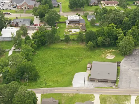 175 Natchez Trace Drive Lexington TN 38351