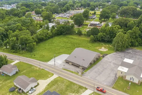 175 Natchez Trace Drive Lexington TN 38351