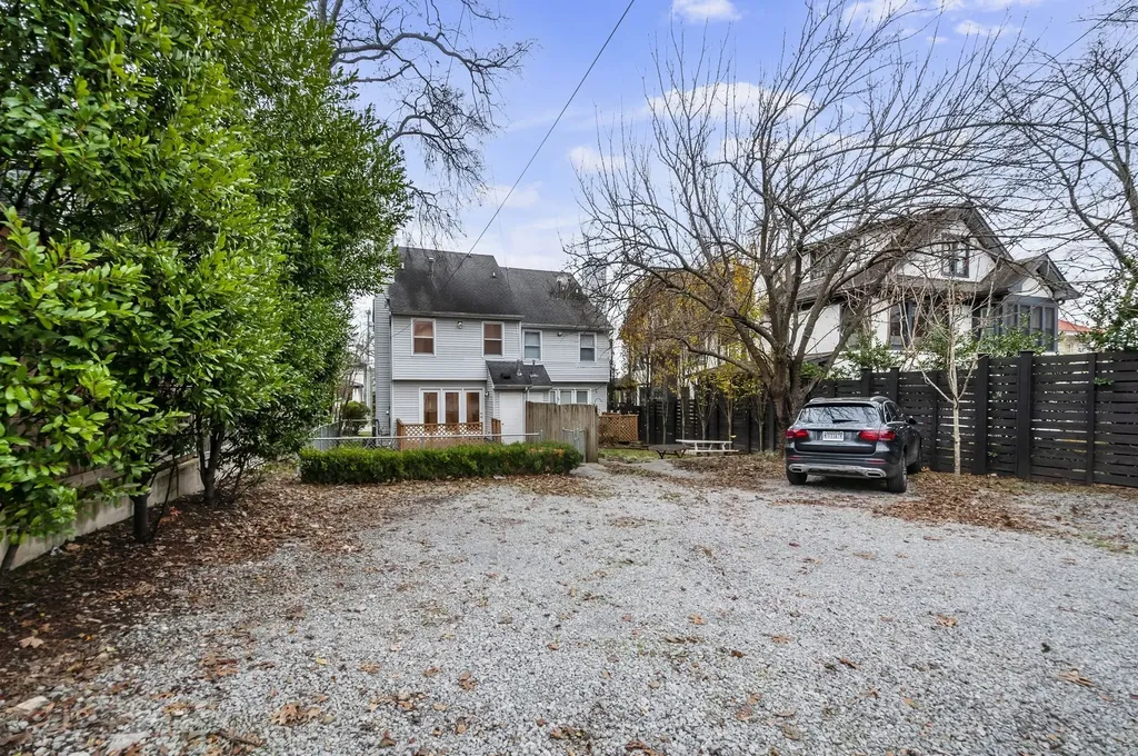 2505 Belmont Boulevard Nashville TN 37212