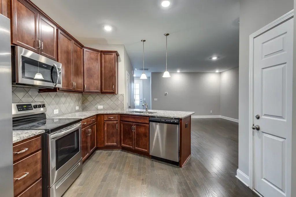 714 Hahn Court Lebanon TN 37087
