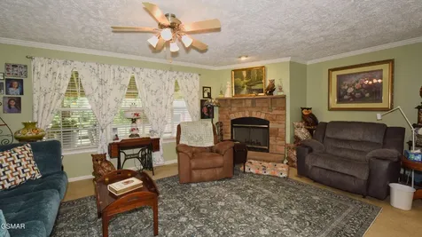 2331 Binginham Island Sevierville TN 37876