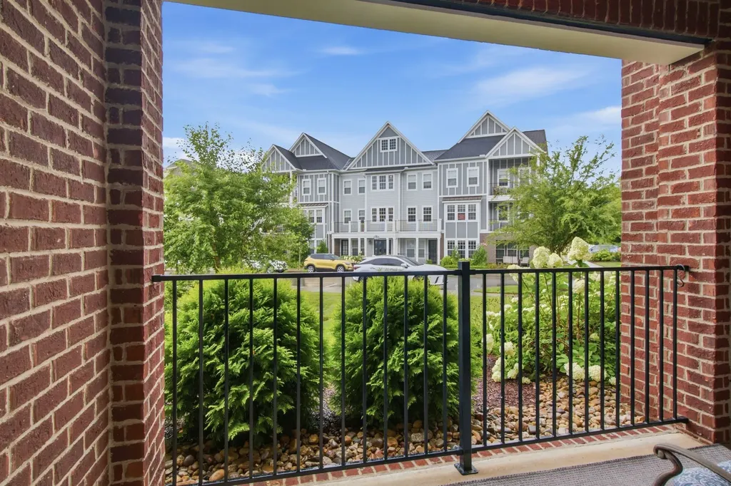 2000 Shadow Green Drive Franklin TN 37064