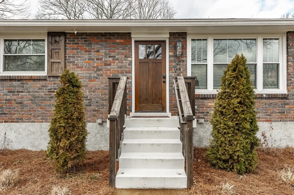 1003 Woods Lake Drive Madison TN 37115