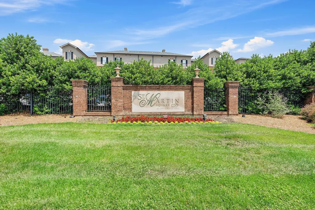 307 Seven Springs Way Brentwood TN 37027