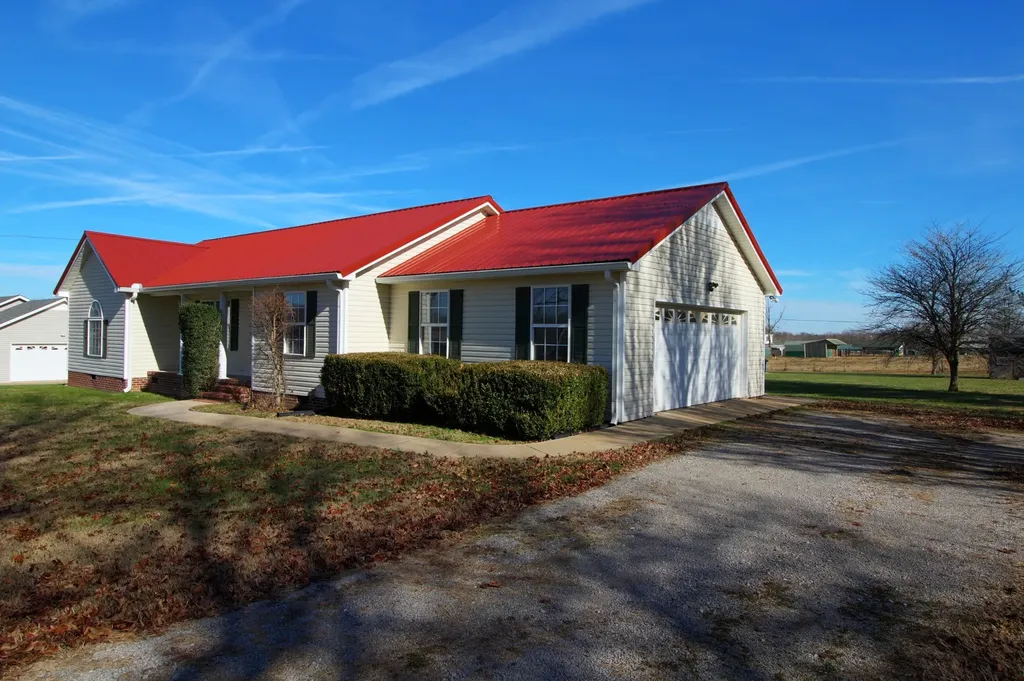 2347 Feedmill Road Chapel Hill TN 37034