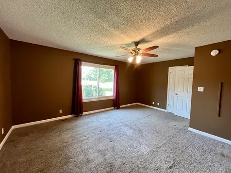 2758 Shepherds Court Woodlawn TN 37191
