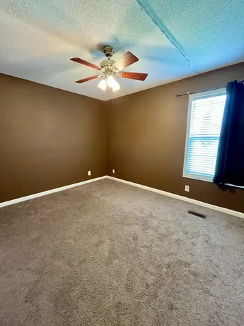 2758 Shepherds Court Woodlawn TN 37191