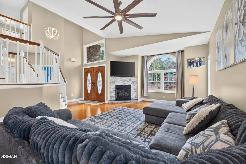 917 Crickett Drive Dandridge TN 37725