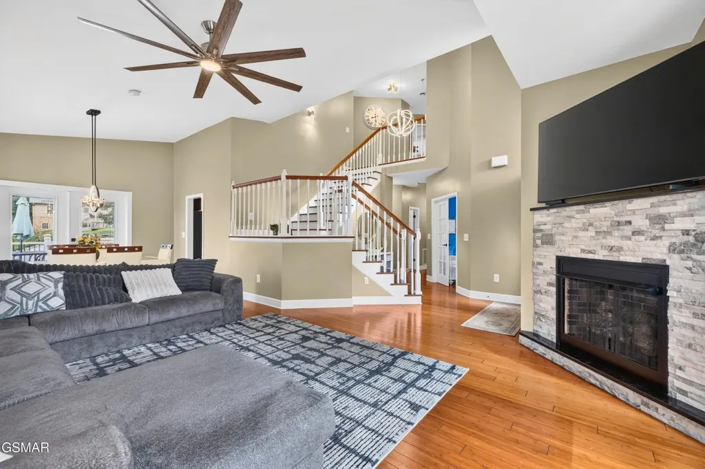 917 Crickett Drive Dandridge TN 37725