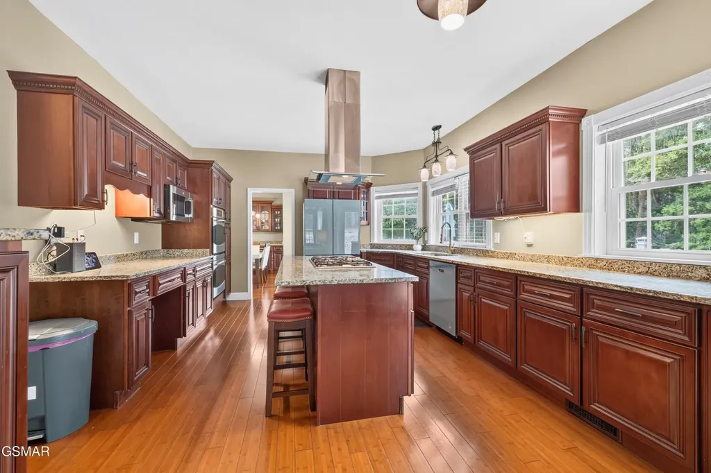 917 Crickett Drive Dandridge TN 37725