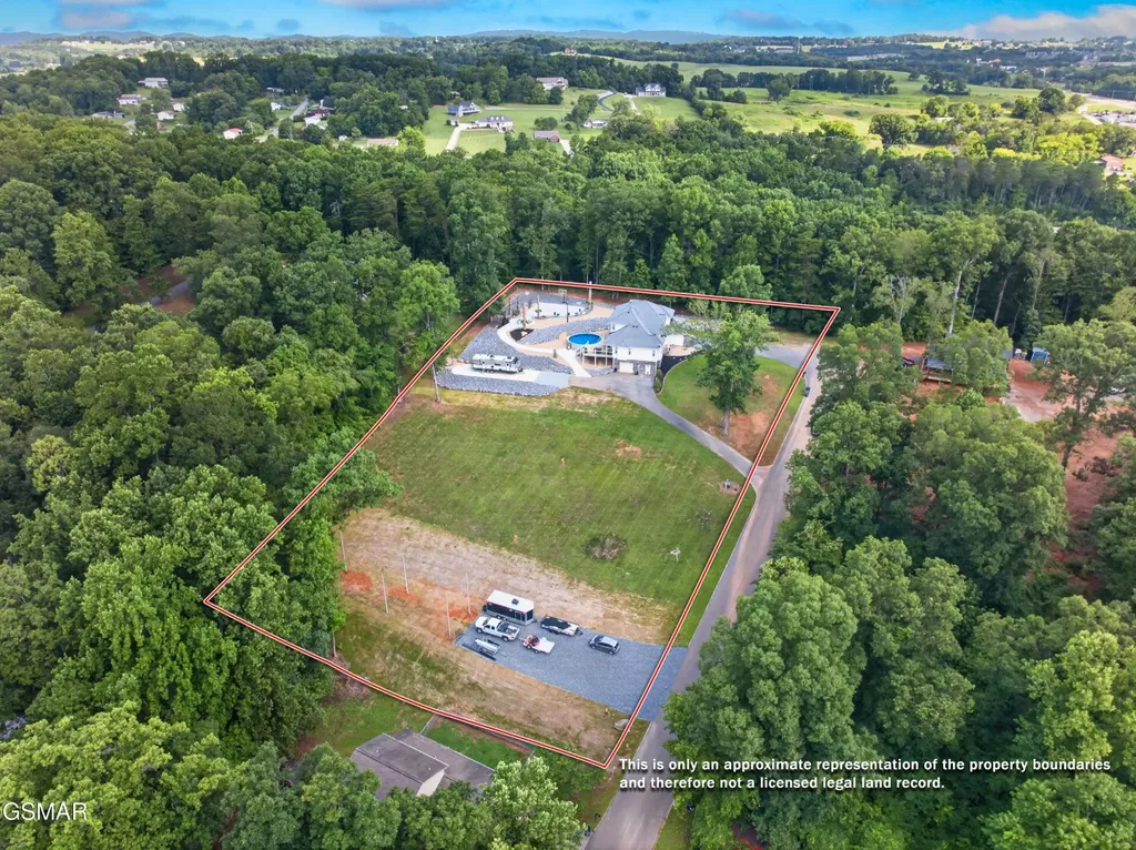 917 Crickett Drive Dandridge TN 37725