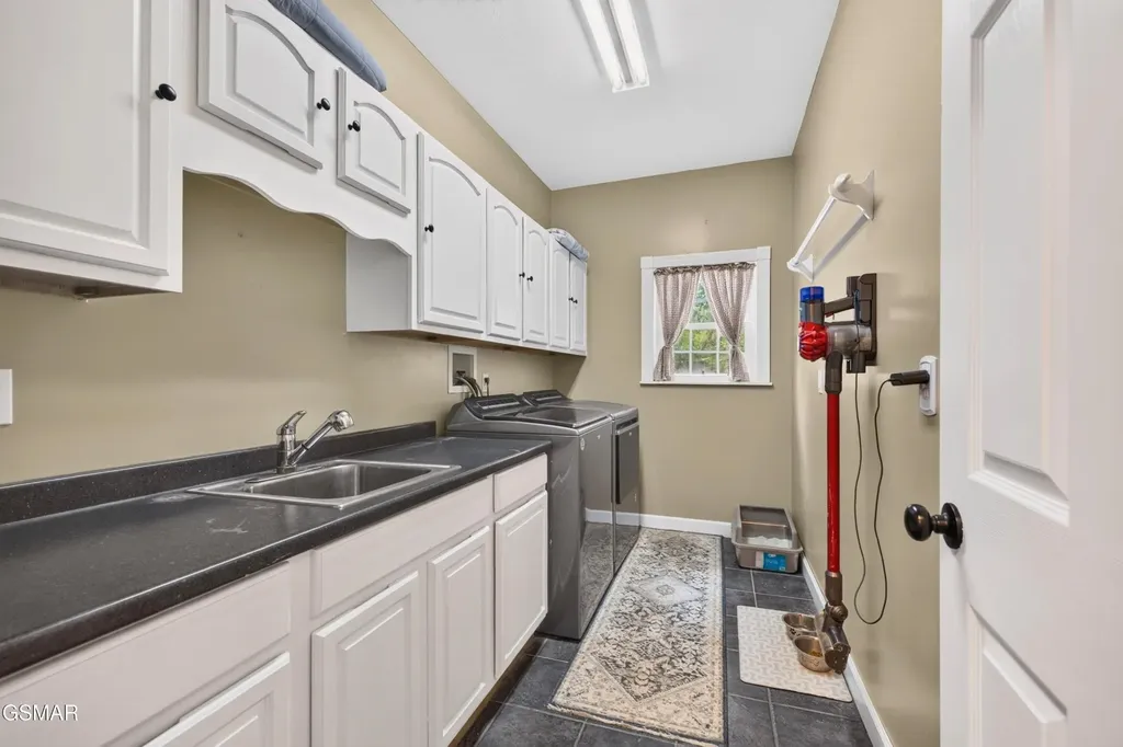 917 Crickett Drive Dandridge TN 37725