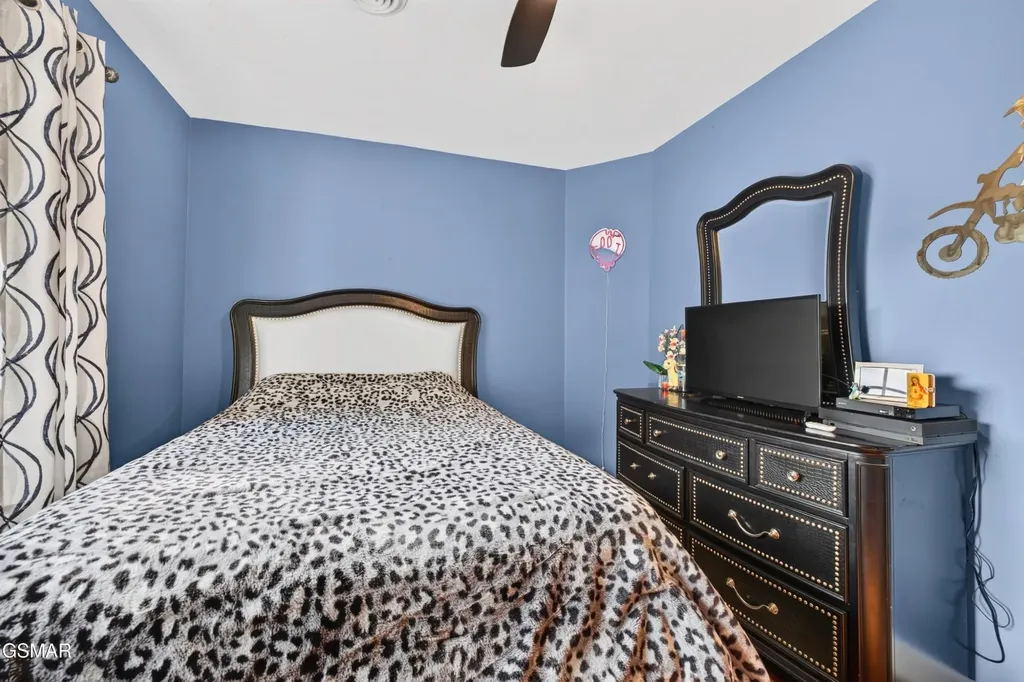 917 Crickett Drive Dandridge TN 37725