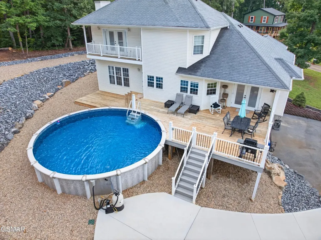 917 Crickett Drive Dandridge TN 37725