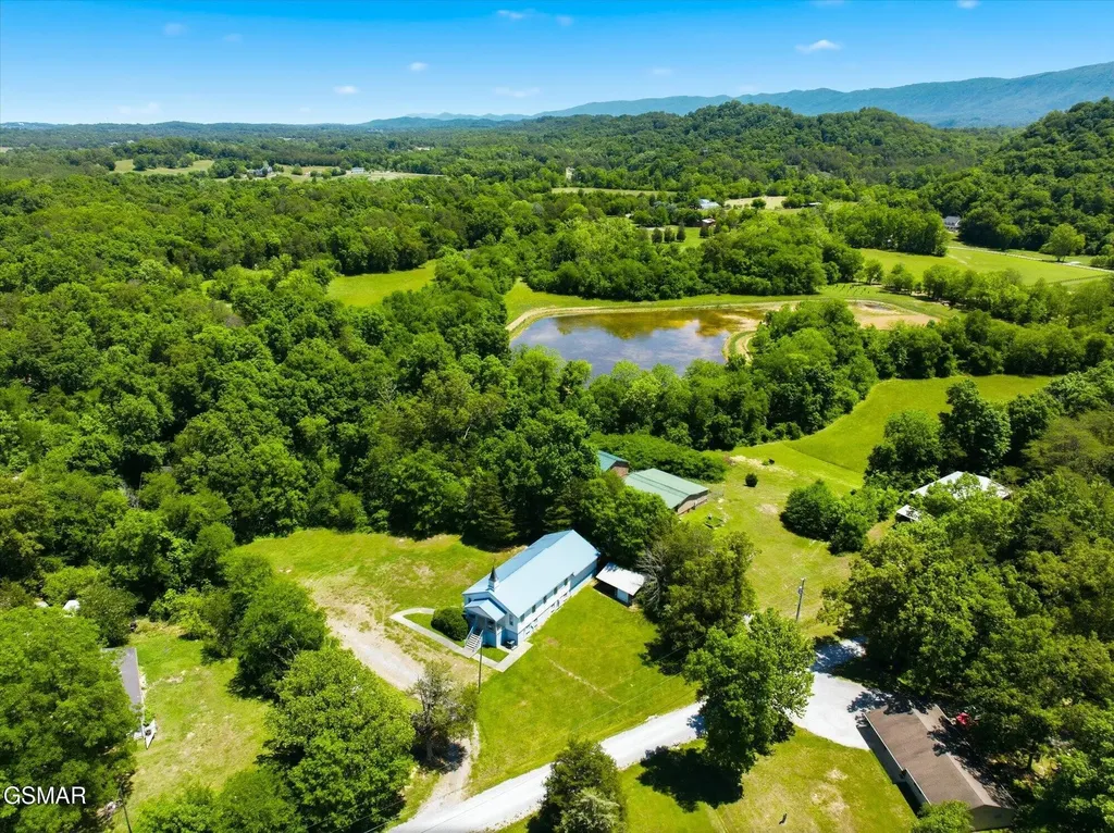 2940 Calderwood Highway Maryville TN 37801