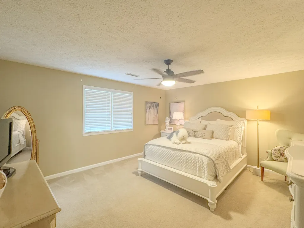 1015 Latti Reese Road Hartsville TN 37074