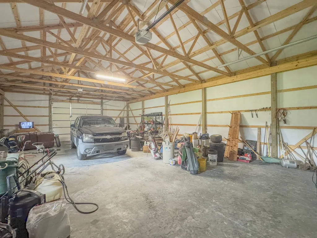 1015 Latti Reese Road Hartsville TN 37074
