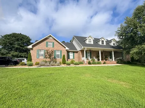 1015 Latti Reese Road Hartsville TN 37074