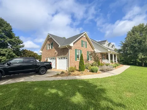 1015 Latti Reese Road Hartsville TN 37074