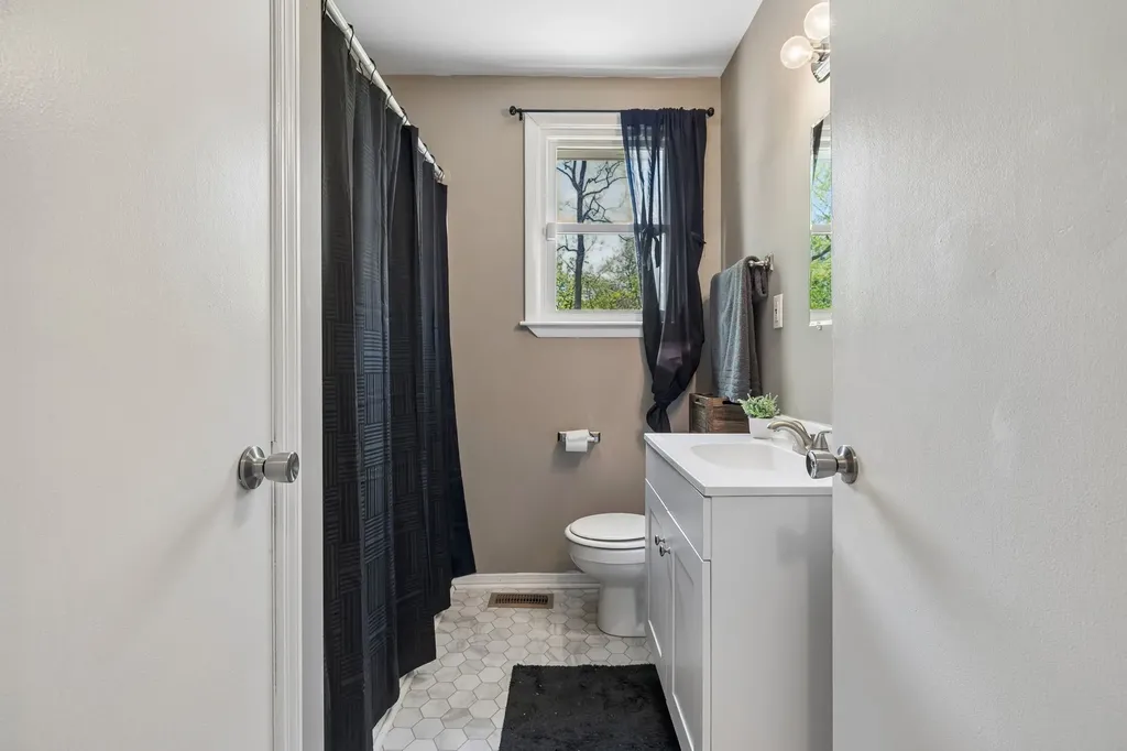 248 Pine Mountain Road Clarksville TN 37042