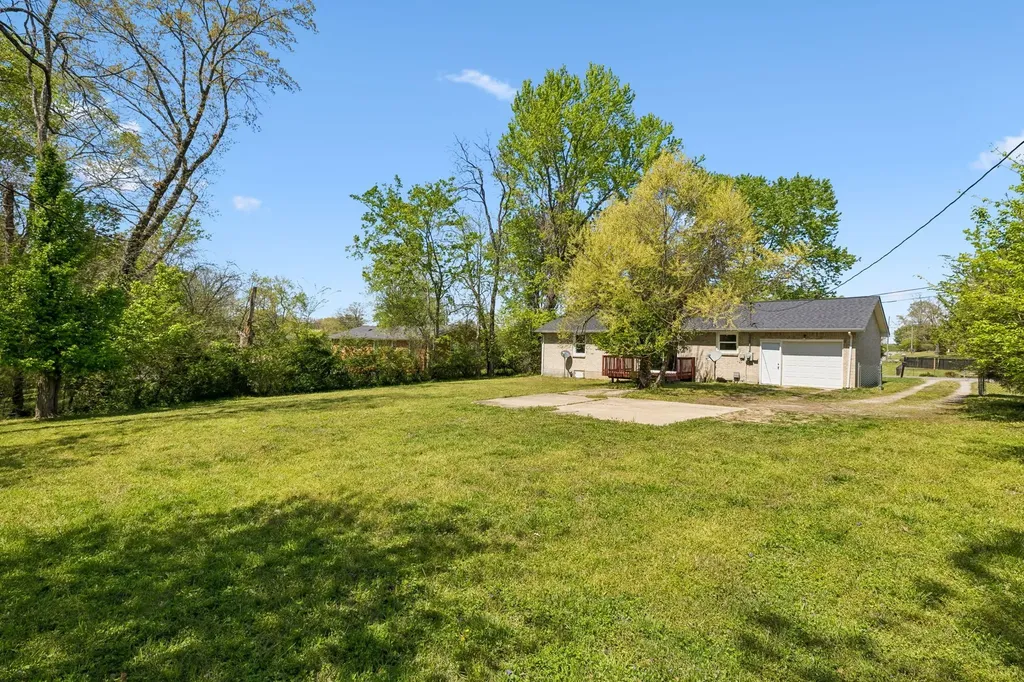 248 Pine Mountain Road Clarksville TN 37042