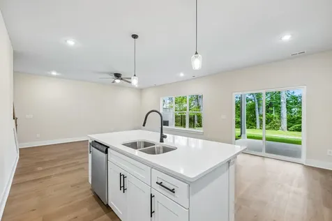 1064 Stagecoach Drive White House TN 37188