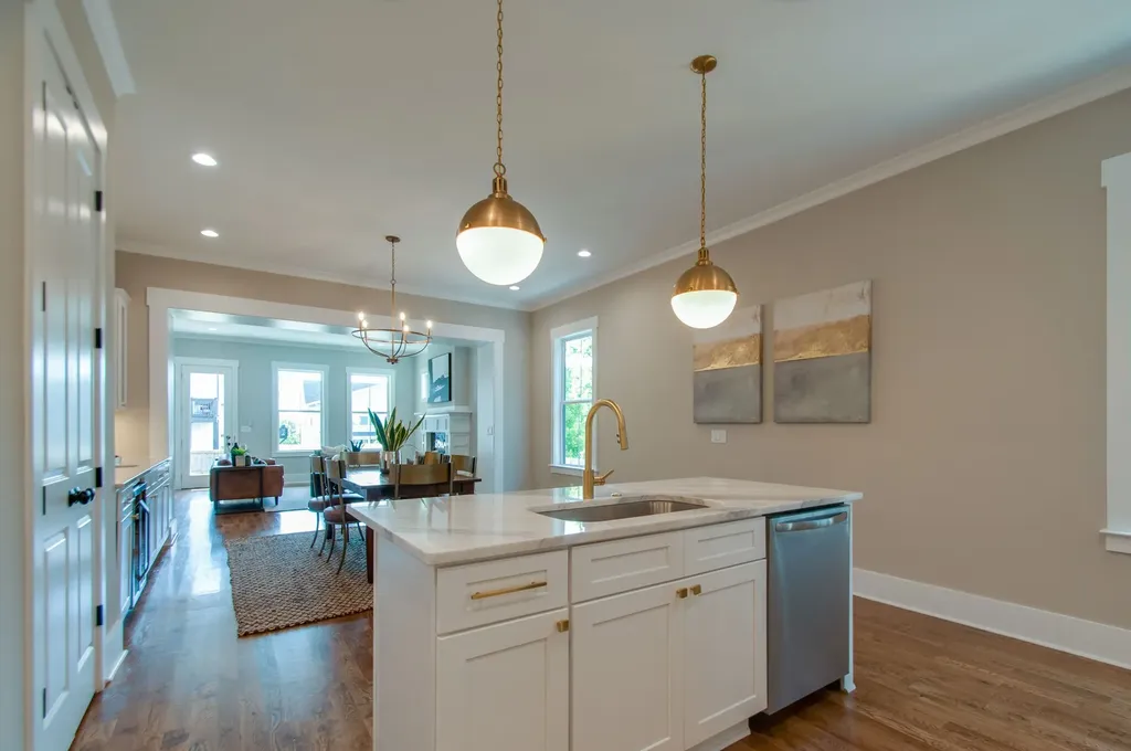 652 Vernon Avenue Nashville TN 37209