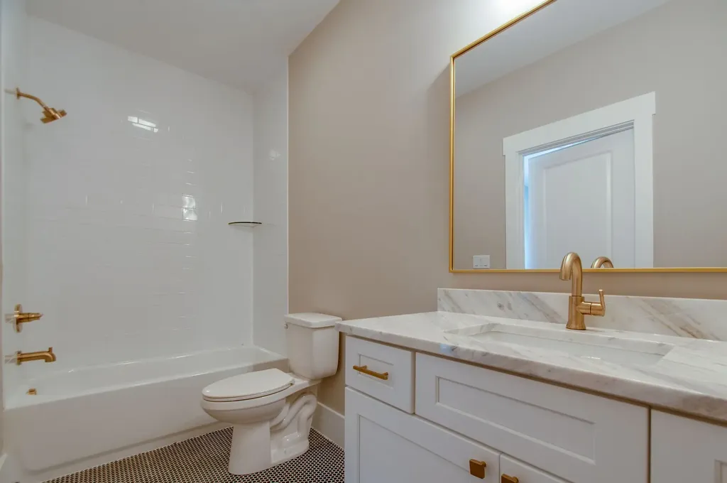 652 Vernon Avenue Nashville TN 37209